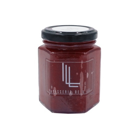 Pot de confiture à la fraise rhubarbe