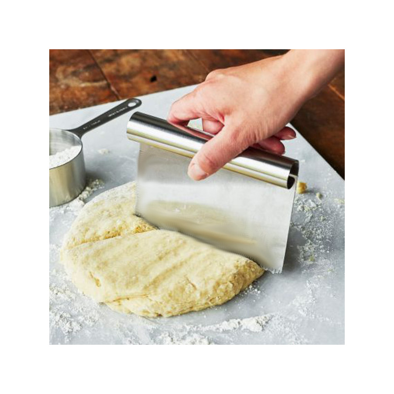 Corne à Pâtisserie 22 cm - Coupe pâte de boulanger en inox